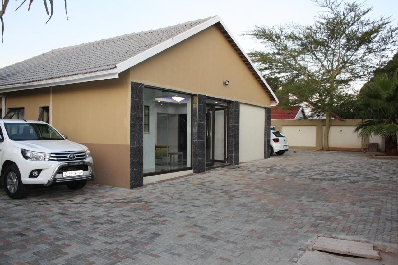 Classic-Lodge Kempton Park Esterno foto